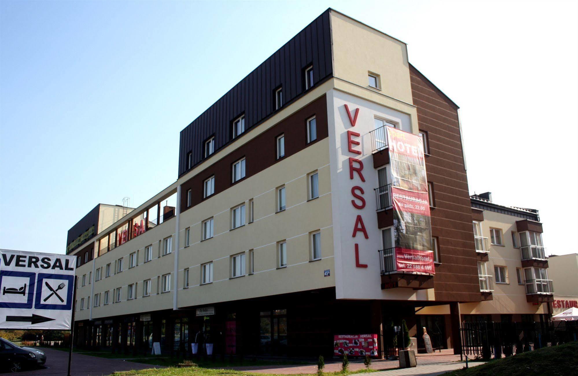 Versal Airport Modlin Nowy Dwor Mazowiecki Luaran gambar